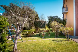 Grill-/Picknickplatz