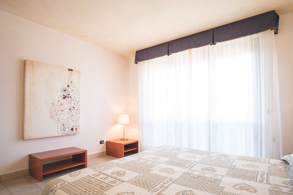 1 bedroom, in-room safe, free cots/infant beds, free WiFi