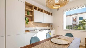 Luxury Apartment, 2 Bedrooms, Garden View Via degli Alberi 7b | リビング エリア