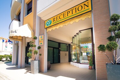 Beverly Park Residence