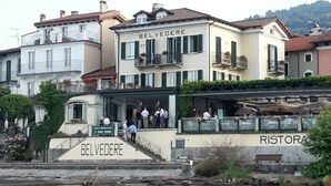 A building with a sign reading "BELVEDERE" and "RISTORANTE" indicating a restaurant. - Hotel Belvedere (Stresa)