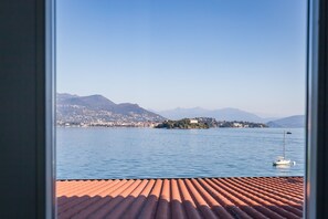 Doppelzimmer, Balkon, Seeblick | Schreibtisch, kostenloses WLAN, Bettwäsche