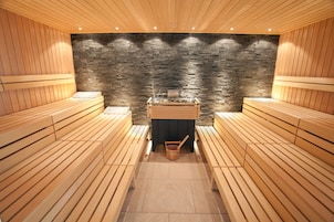 Sauna, steam room, body treatments, aromatherapy, body wraps