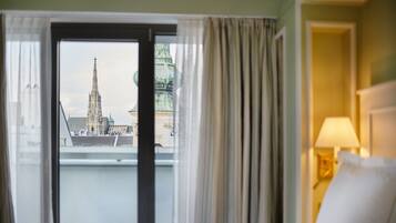 Penthouse | 1 bedroom, premium bedding, down duvets, free minibar