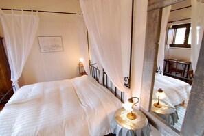 Standard Room | Desk, free WiFi