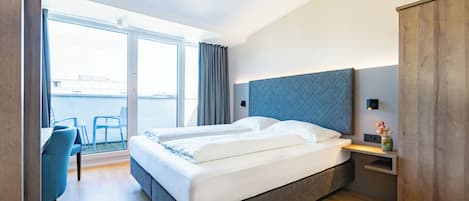 Superior Double Room, 1 Queen Bed | In-room safe, desk, iron/ironing board, free WiFi