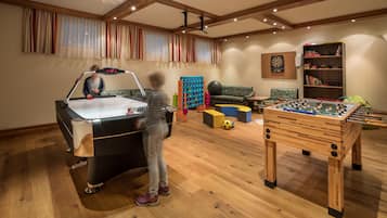 Children's play area - indoor