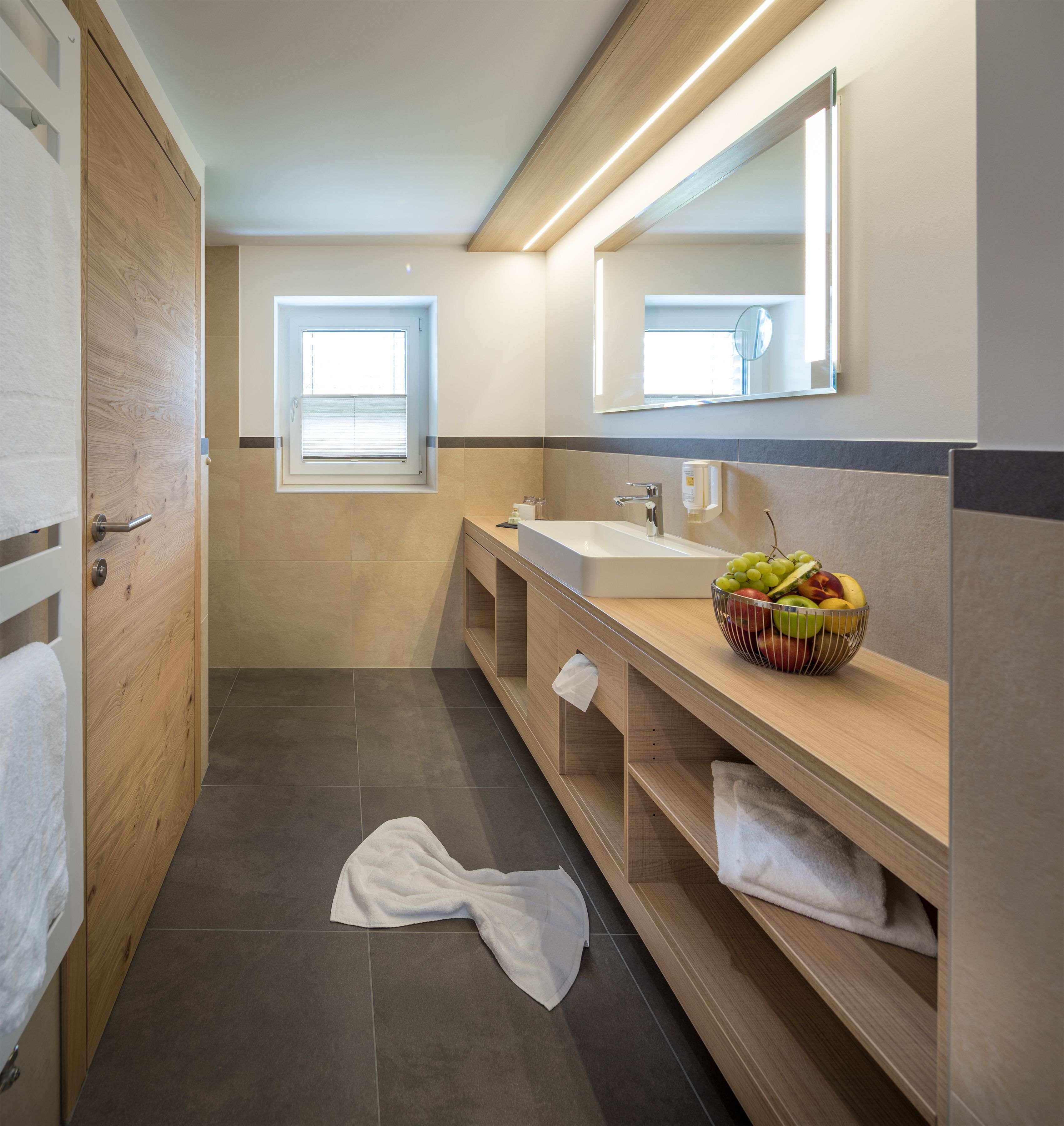 family studio, 1 bedroom, non smoking (deluxe) | bathroom amenities | deep-soaking bathtub, free toiletries, hair dryer, towels