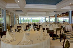 Breakfast, lunch and dinner served - Albergo Mediterraneo (Terracina)