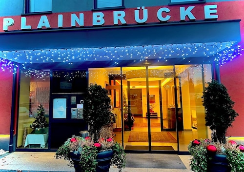 Plainbrücke - Self-Check In