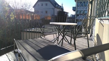 Apartment, 1 Schlafzimmer, 1 Wohn-Schlafraum mit Küchenzeile, Balkon, Gartenblick (A1) | Balkon