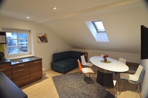 Apartamento, 2 quartos (Kapuzinerberg) | Área de estar