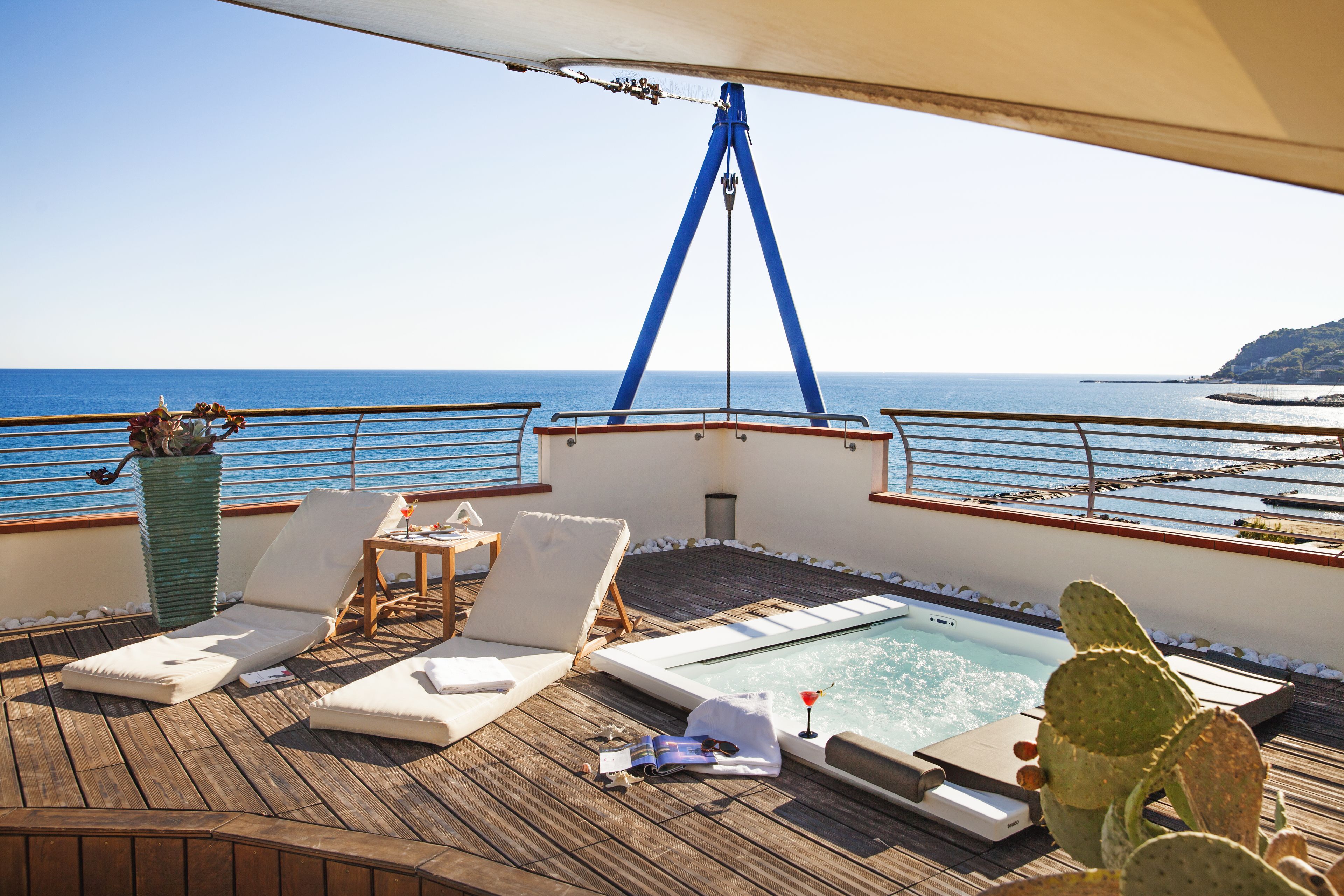 sun deck