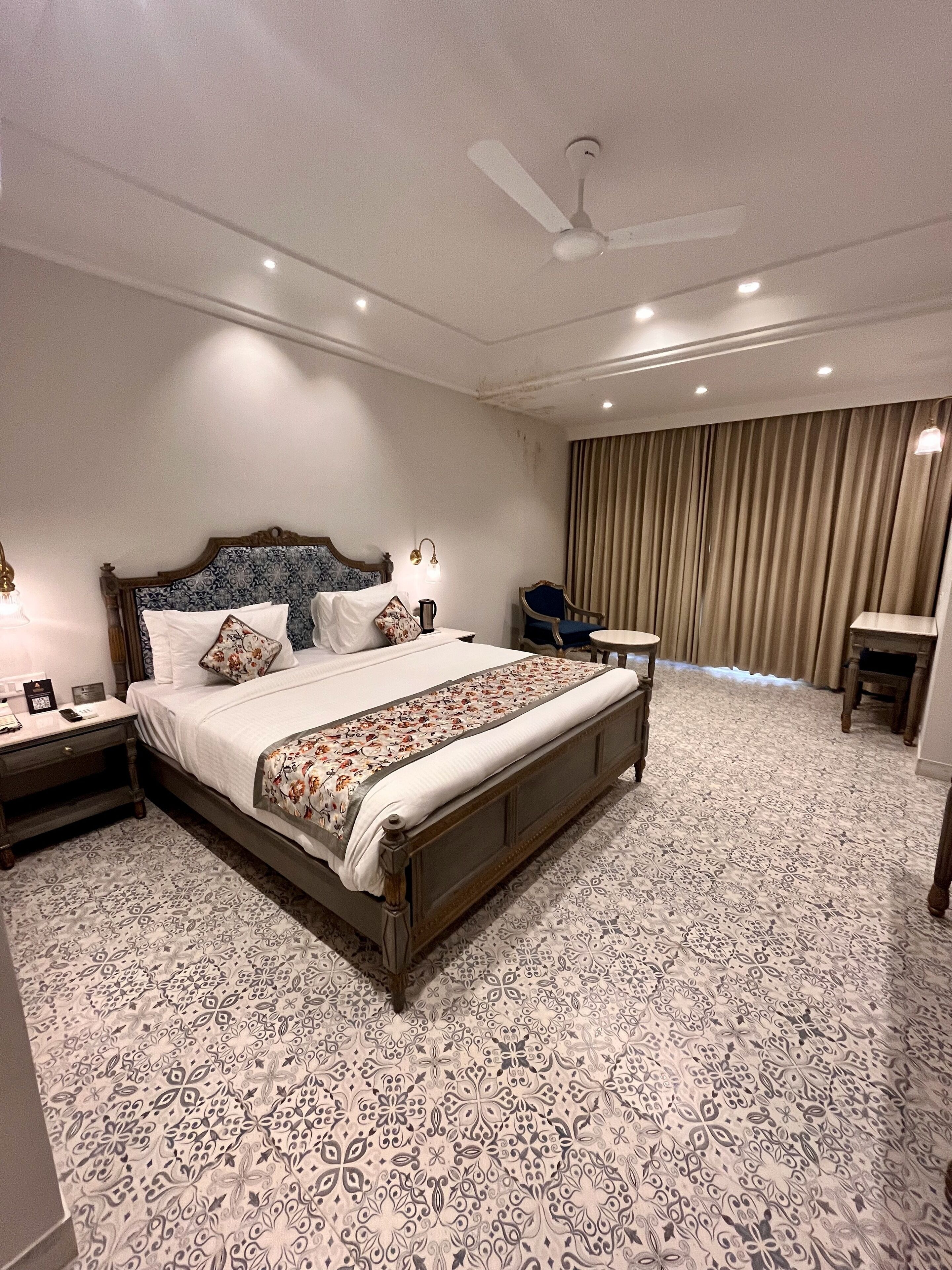 ホテル ラトナーワーリー Expedia提供写真