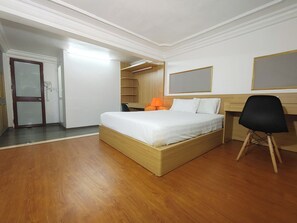Habitación doble Deluxe | Minibar, caja de seguridad en la habitación y wifi gratis 