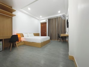 Minibar, caja de seguridad en la habitación y wifi gratis