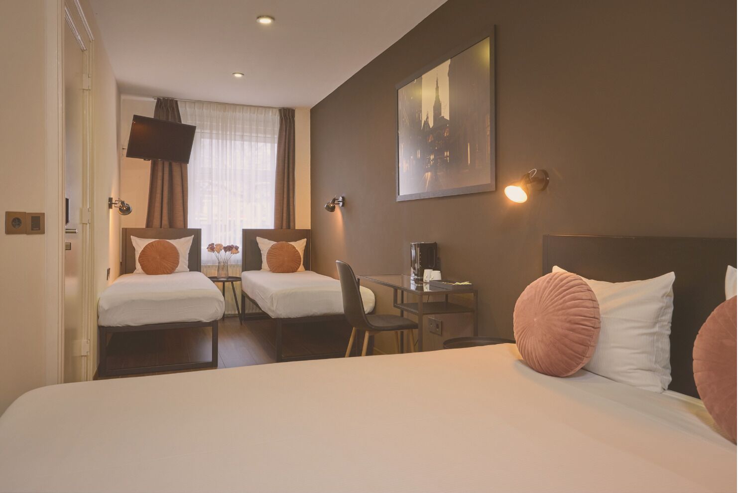 Standard Quadruple Room, Private Bathroom