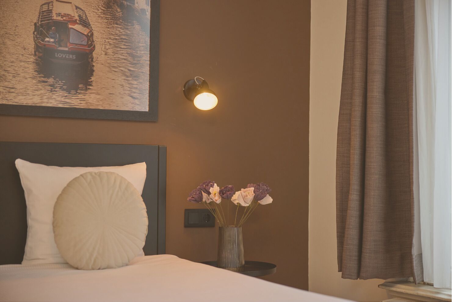 Standard Room, 2 Single Beds, Private Bathroom