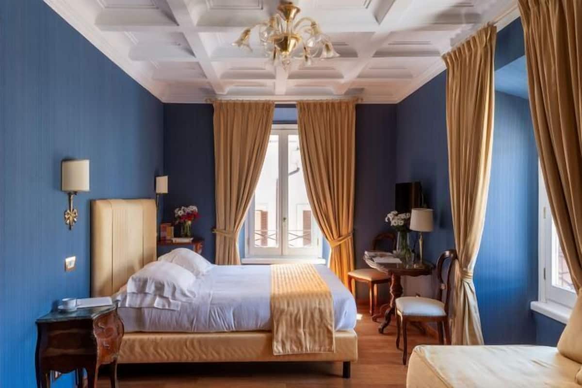 1 bedroom, Frette Italian sheets, premium bedding, down duvets