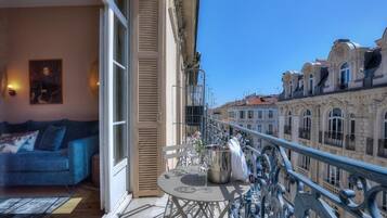 Signature appartement | Uitzicht vanaf balkon