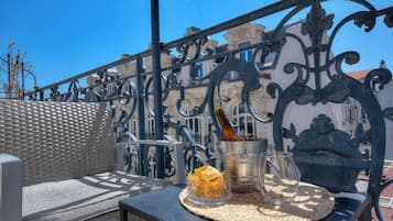 Appartement, balkon | Uitzicht vanaf balkon