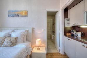 Studio | Private kitchenette