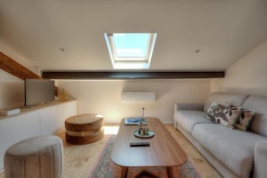 Family Apartment | Executive lounge
