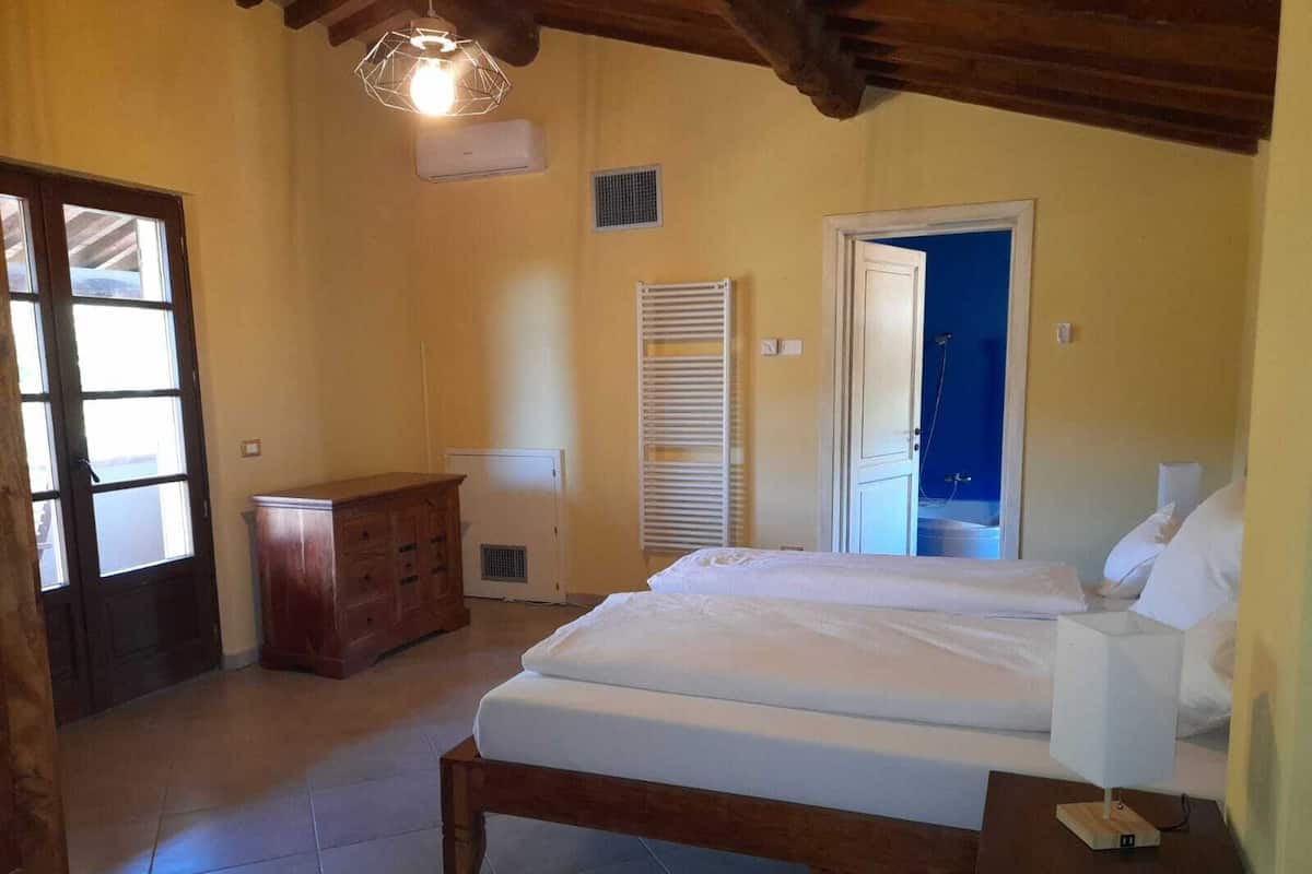 Comfort Double Room | 1 bedroom, premium bedding, in-room safe, free cribs/infant beds