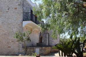Front of property - Masseria Tolla (Ostuni)