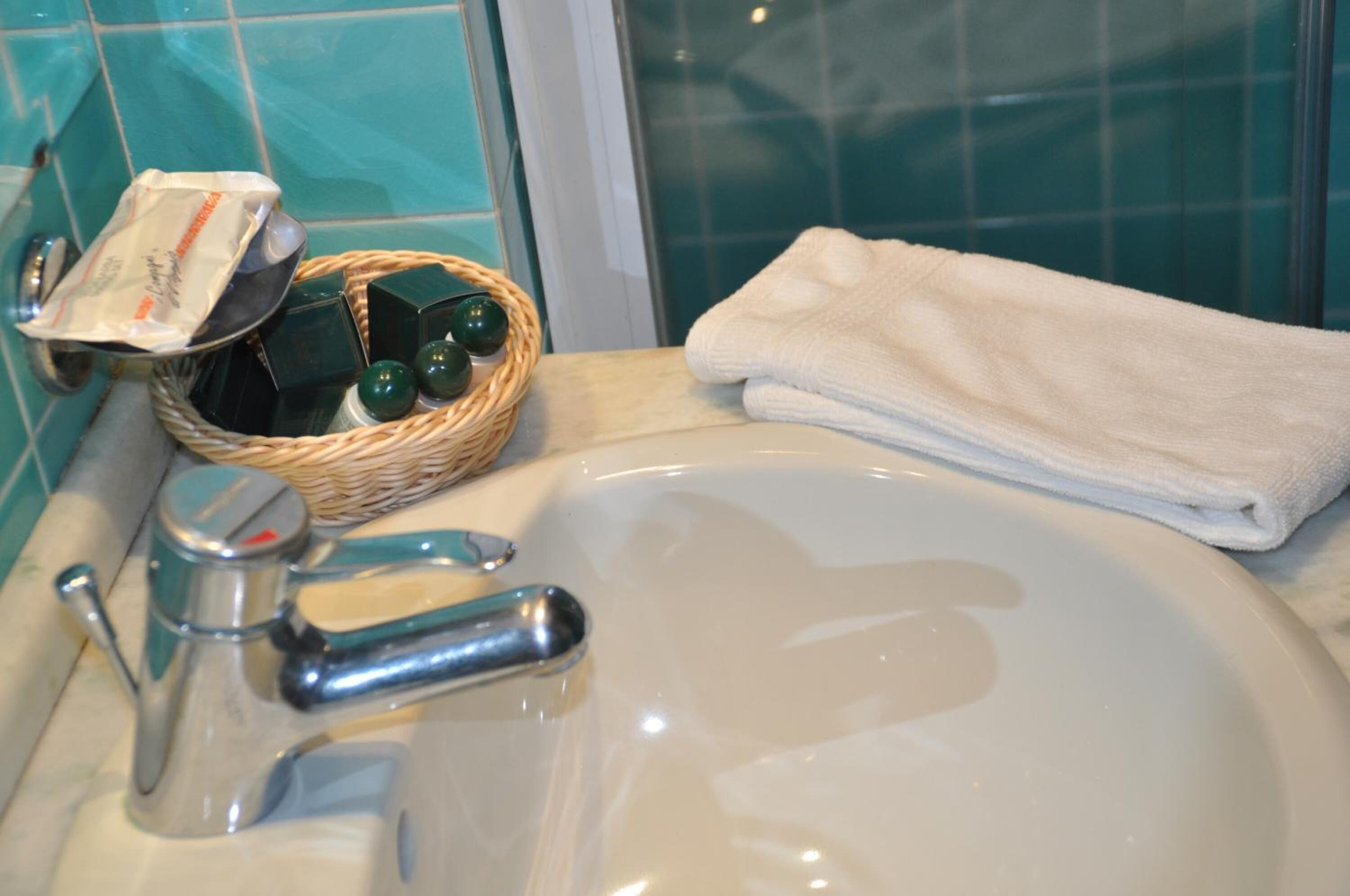 free toiletries, hair dryer, bidet, towels