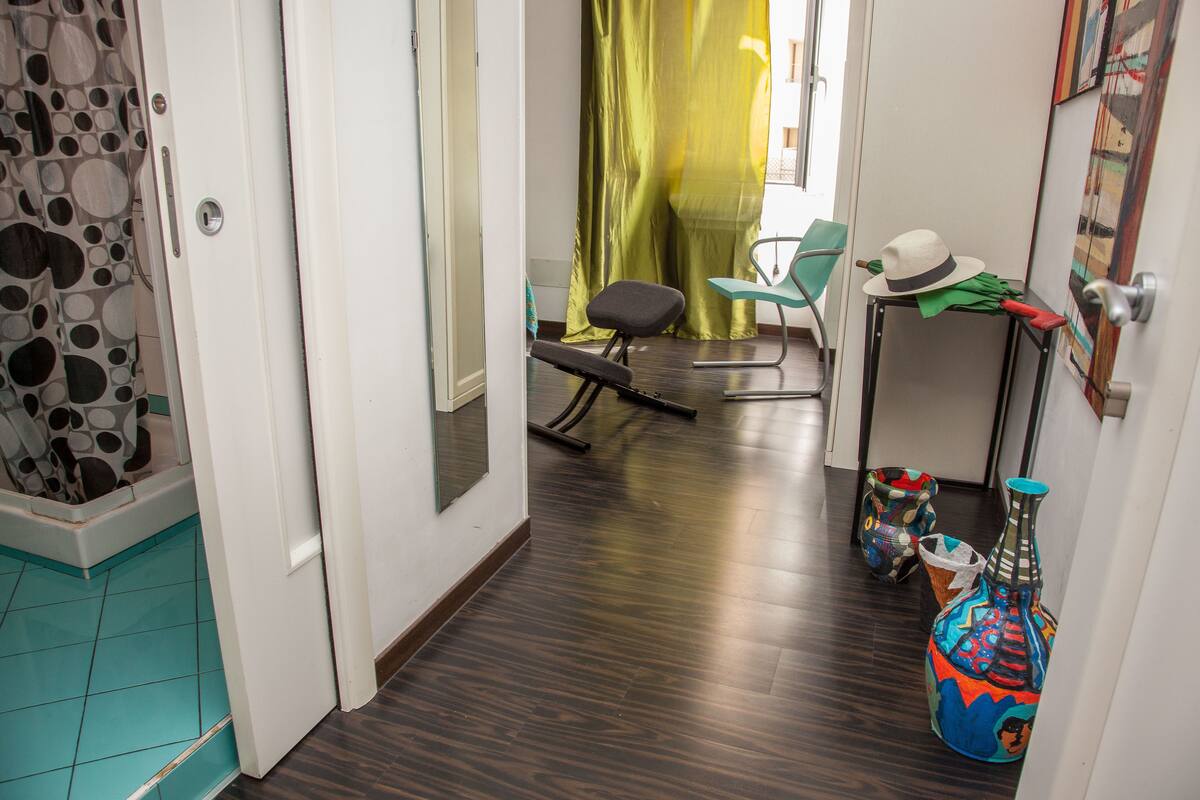 Desk, iron/ironing board, rollaway beds, free WiFi