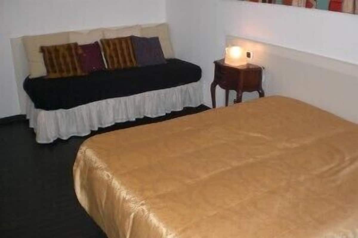 Desk, iron/ironing board, rollaway beds, free WiFi