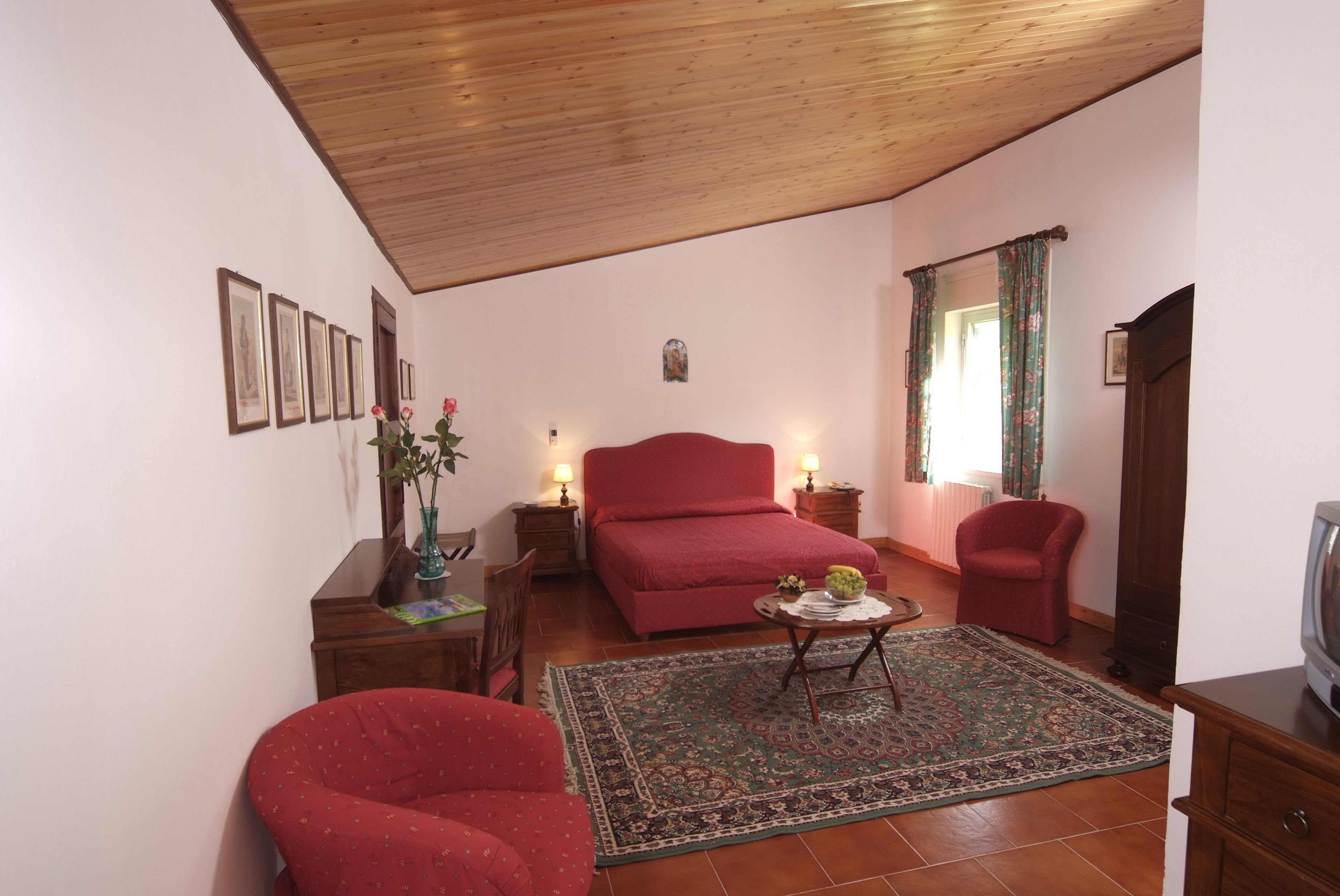 Family Room | Peralatan tempat tidur premium, peti besi dalam bilik 