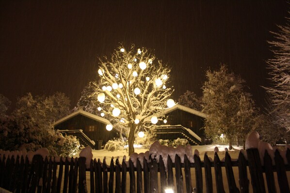 Garden view - Hôtel Village (Quart)