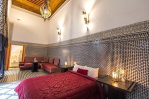 Caja de seguridad en la habitación y cunas gratuitas 