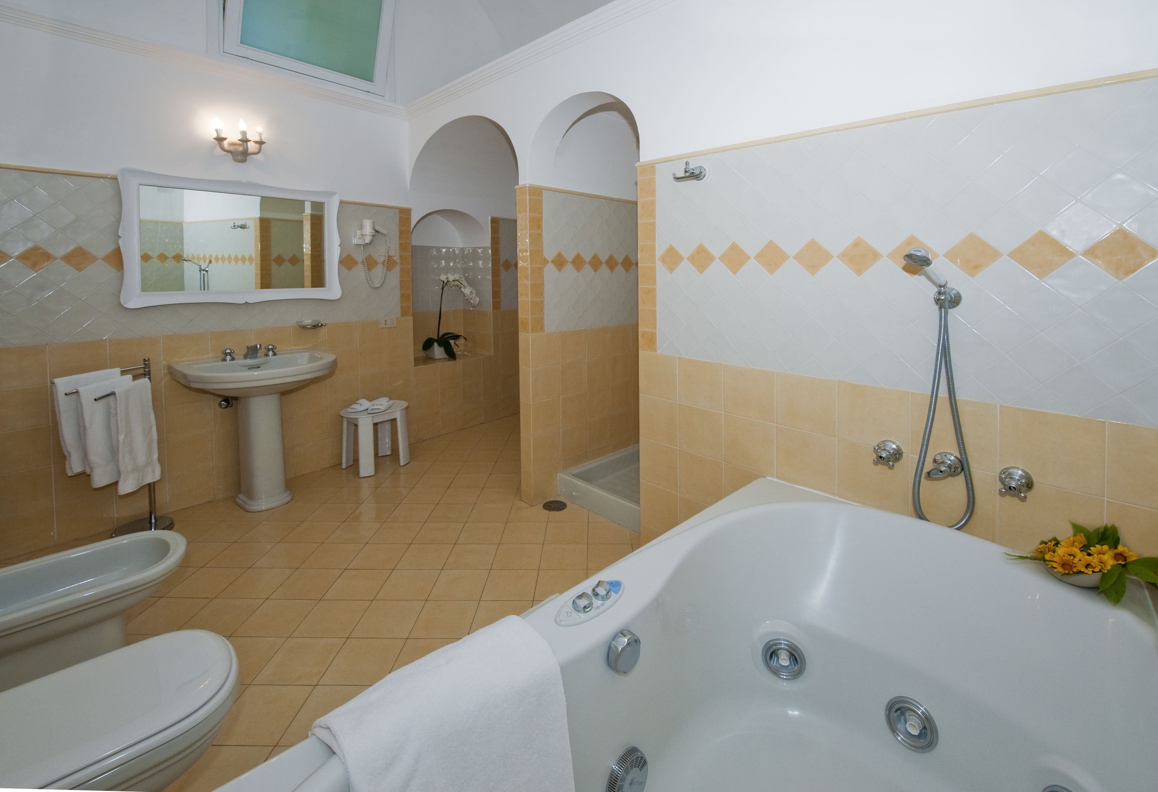 Suite, Terrace | Bathroom