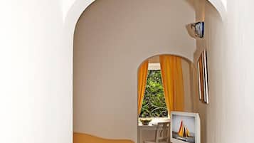 Apartment (Two Bedroom, Sea View) | Living room | TV