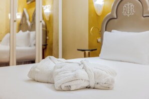 Apartament Deluxe | Llençols de cotó egipci, roba de llit d'alta qualitat i cobrellits