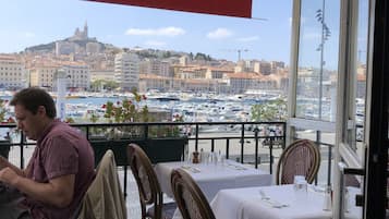 Breakfast, lunch served; French cuisine, beach views