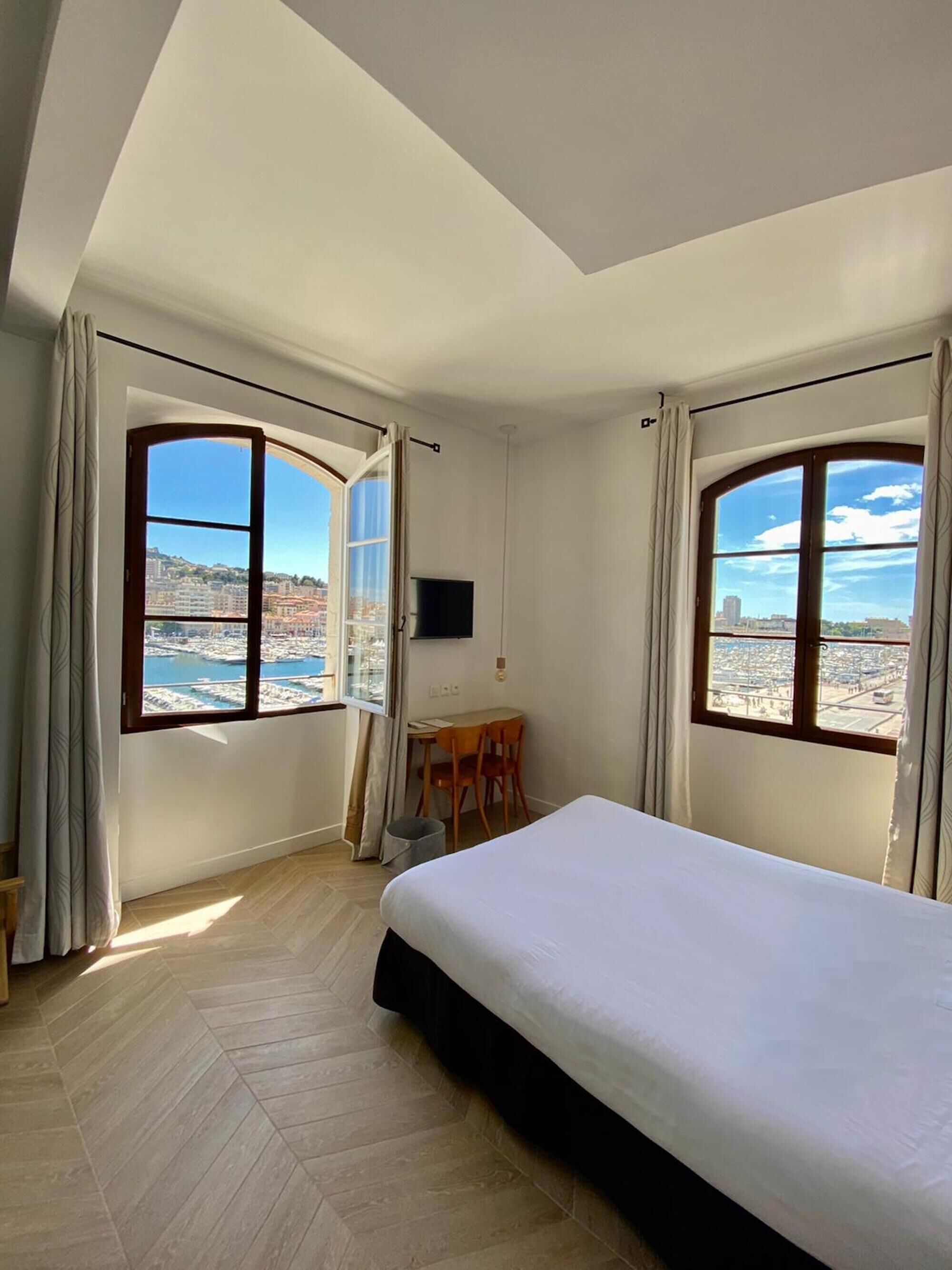 Photo - Hotel Belle-Vue Vieux-Port