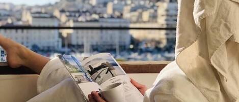 Literie de qualité supérieure, minibar, coffres-forts dans les chambres