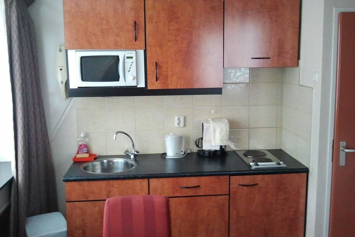 Deluxe-Apartment, 2 Einzelbetten | Eigene Kochnische | Mikrowelle, Wasserkocher mit Kaffee-/Teezubehör