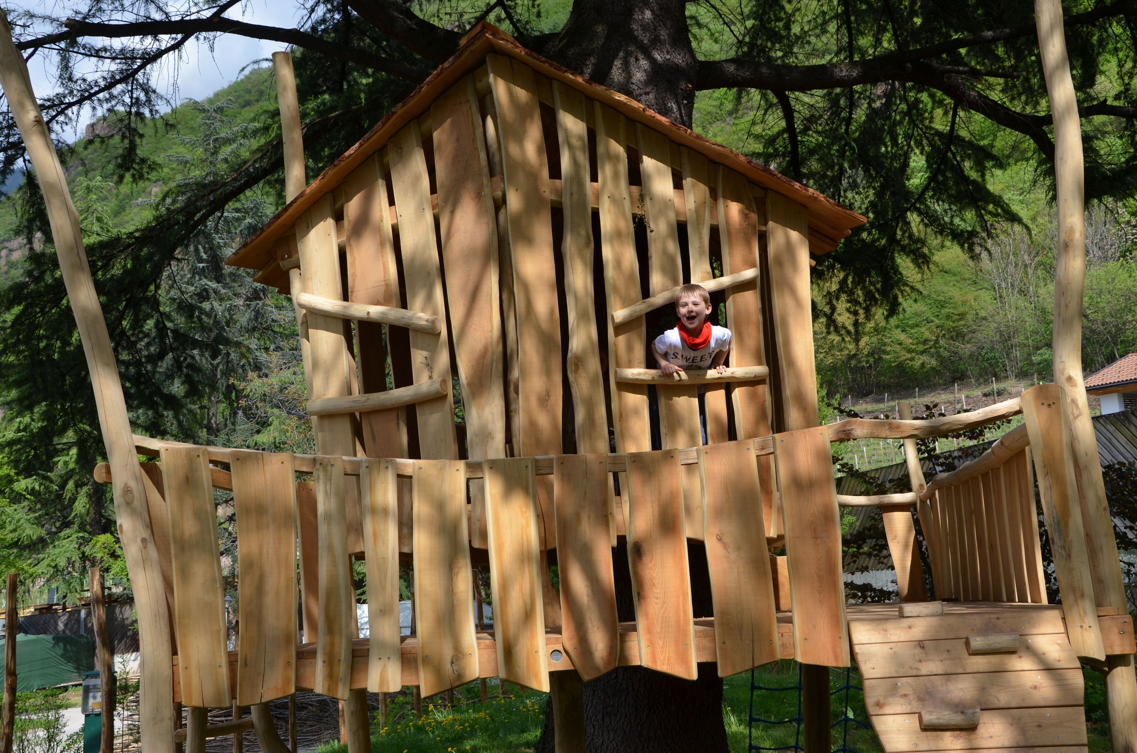 children’s play area – outdoor