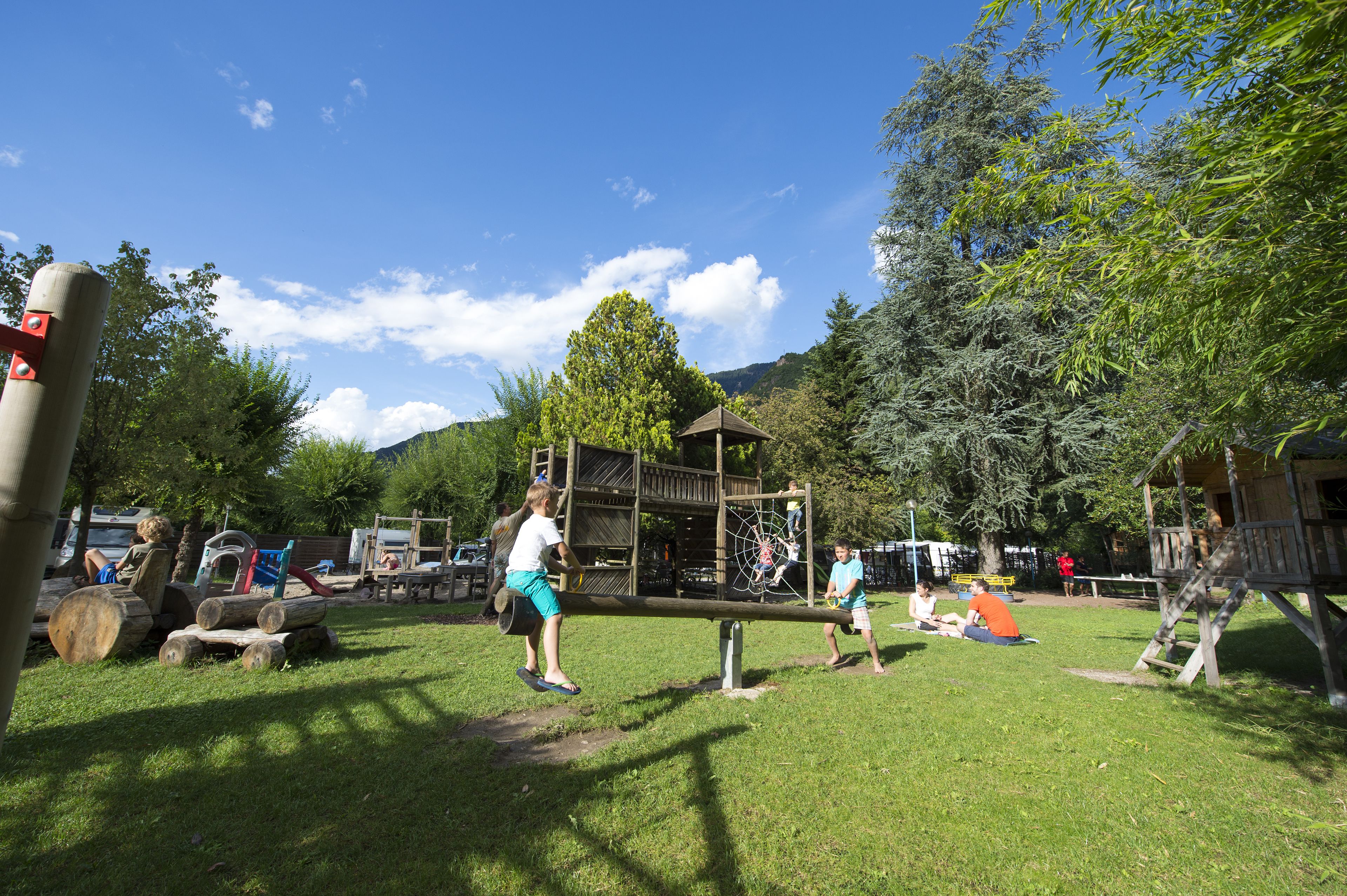 children’s play area – outdoor