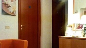 Interior - Ares Rooms (Rome)