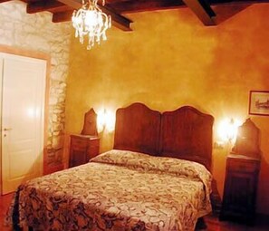 1 bedroom, premium bedding, free minibar items, blackout drapes - Villa Gesi (Negrar)