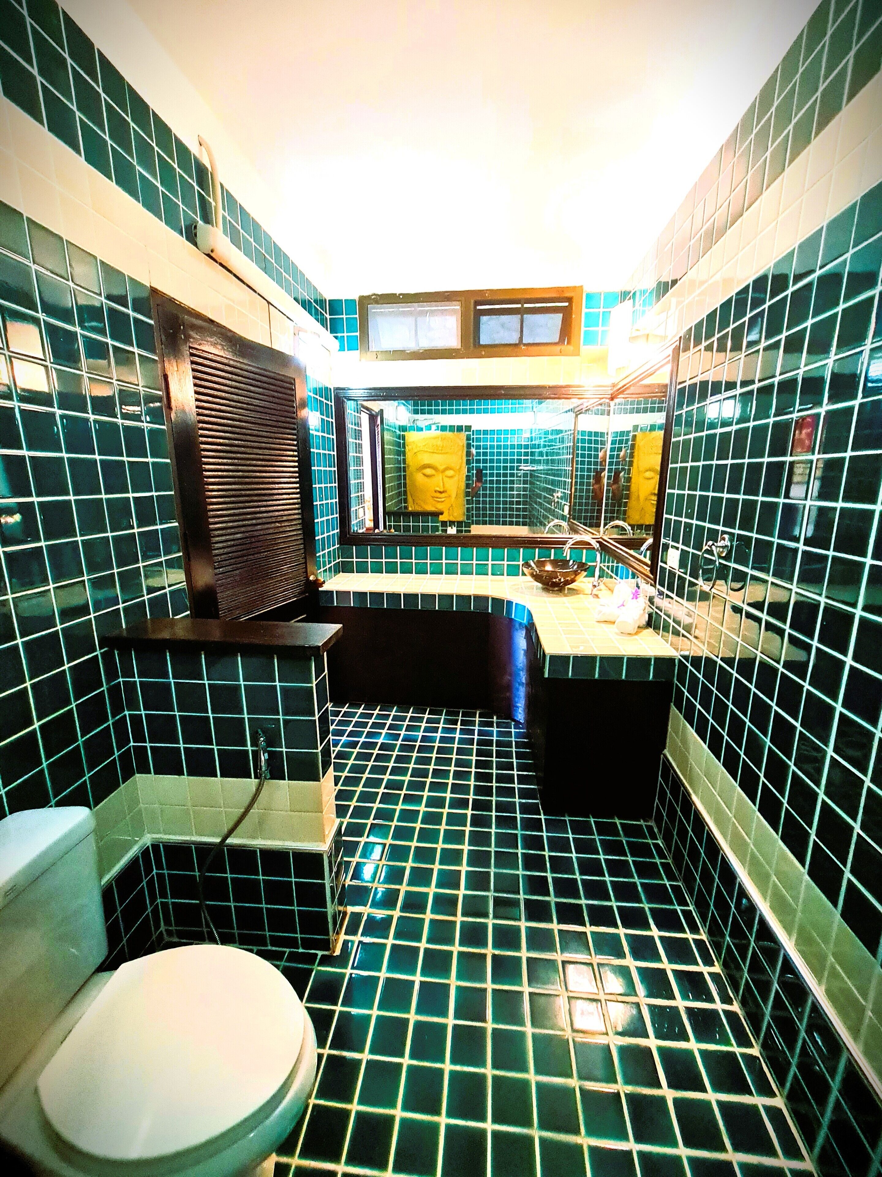 premium bedding, minibar, in-room safe, individually decorated