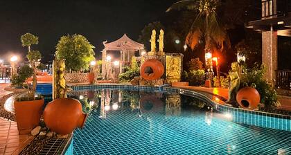 Boomerang Village Resort Kata