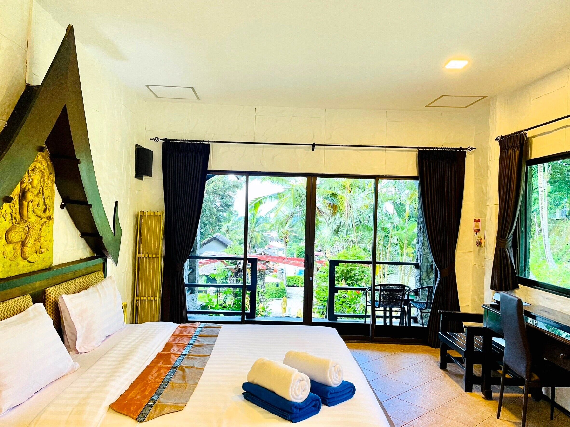 superior double room | premium bedding, minibar, in-room safe, individually decorated