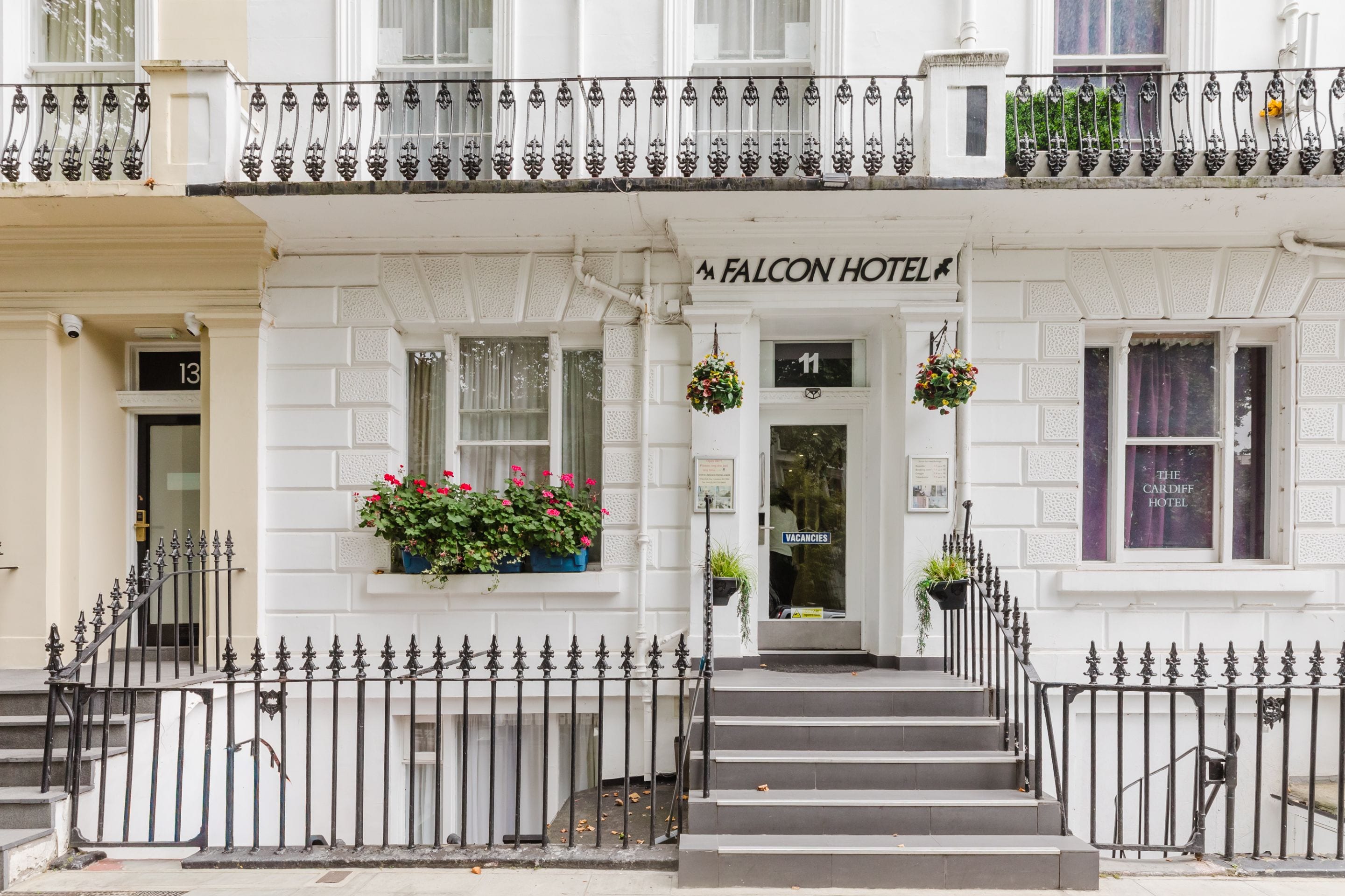 Photo - Falcon Hotel